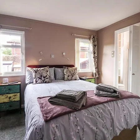 Дом отдыха 15 Badgers Retreat - Two Dales *