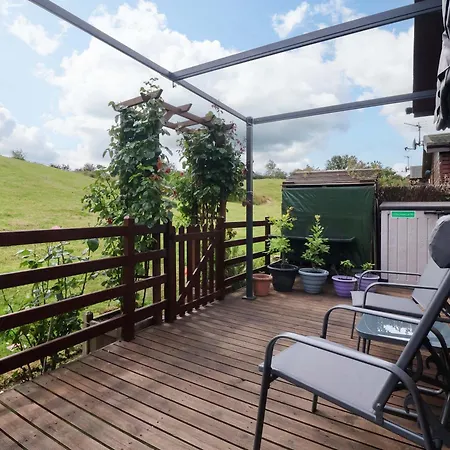 Дом отдыха 15 Badgers Retreat - Two Dales *